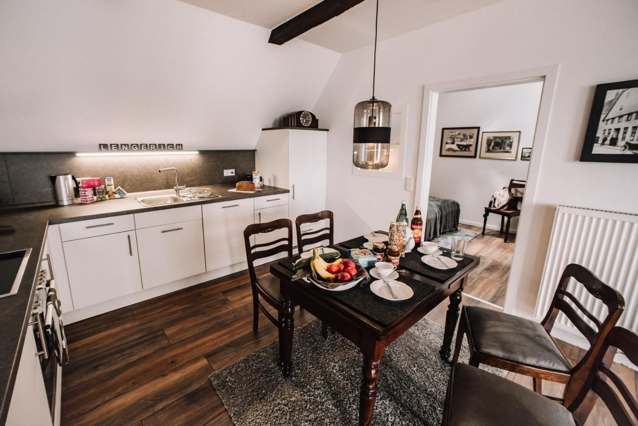 Ferienwohnung Sonnenschein เลงเกอริค ภายนอก รูปภาพ